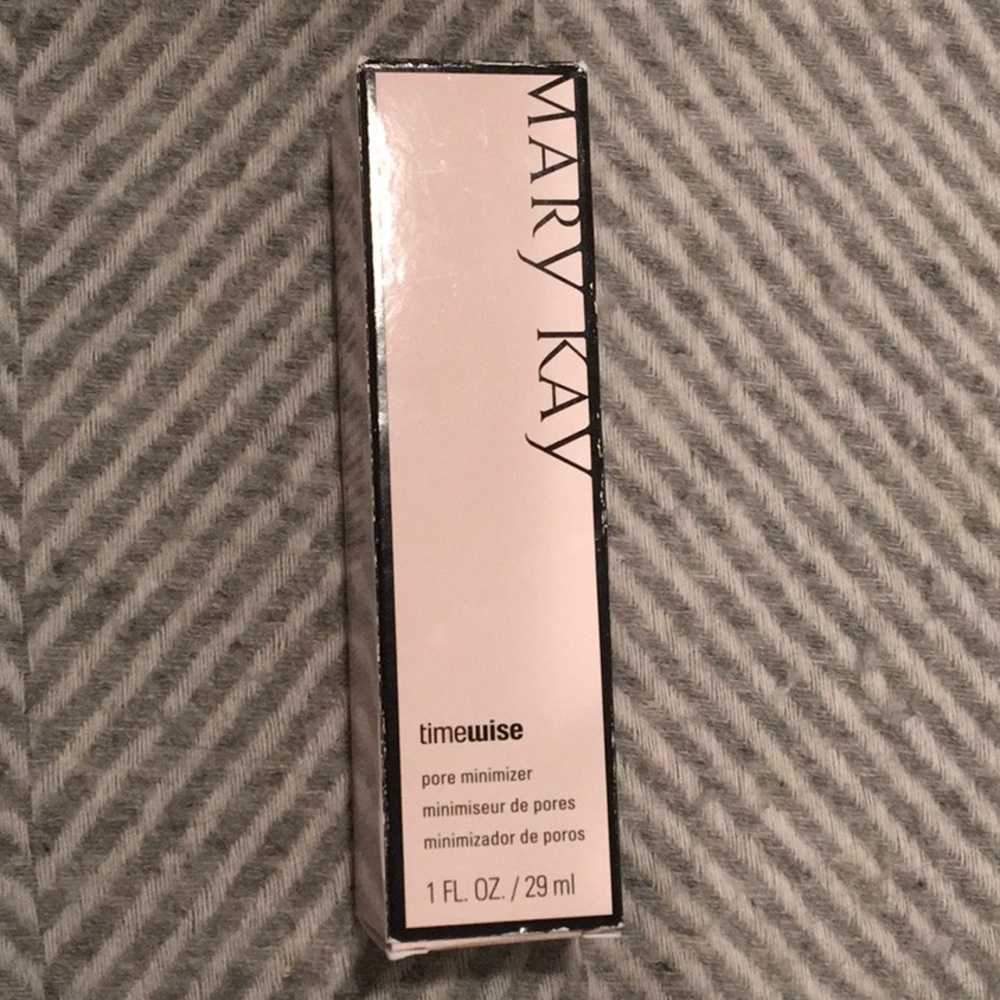 Brand new / never opened Mary Kay time wise serum